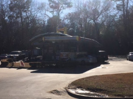 Sonic Drive-in outside