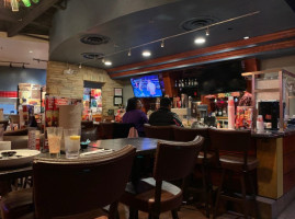 Red Robin Gourmet Burgers And Brews food