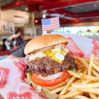 Freddy's Frozen Custard Steakburgers food