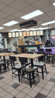 Taco Bell inside