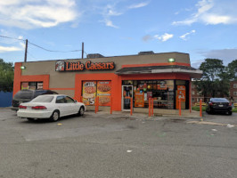 Little Caesars Pizza In Mount Ra outside