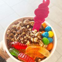 Menchie's Frozen Yogurt food