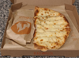 Blaze Pizza food