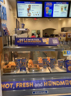 Auntie Anne's food