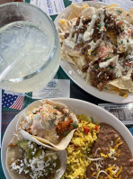 Fuzzy's Taco Shop food