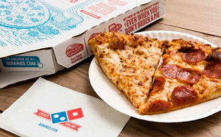 Domino's Pizza food