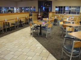 Culver’s inside