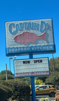 Captain D's outside