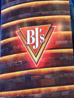 Bj's Brewhouse food