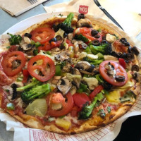 Mod Pizza food