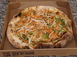 California Pizza Kitchen At Lakewood food