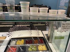 Pinkberry inside