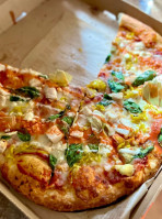 Blaze Pizza food