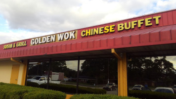 Golden Wok Chinese Buffet food