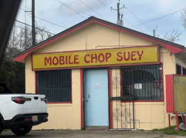 Mobile Chop Suey outside