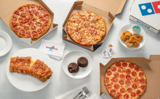 Domino's Pizza food