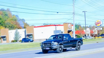 Burger King outside