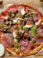 Blaze Pizza food