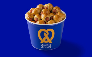 Auntie Anne's food