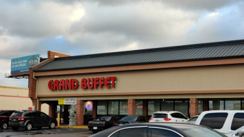 Grand Buffet outside