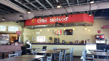 Chen Seafood inside