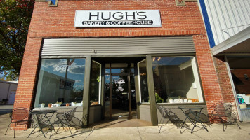 Hugh's Bakery Coffeehouse Llc inside