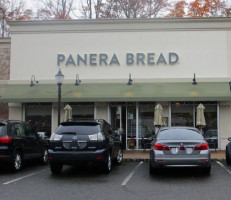 Panera Bread outside