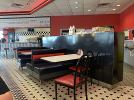 Steak 'n Shake inside