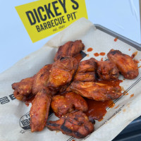 Dickey's Barbecue Pit outside