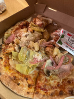 Mod Pizza food