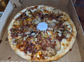 Aver's Pizza, South food