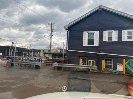 Cindy's Friendly Tavern outside