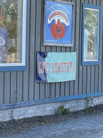 Dorr Lobster Seafood Market outside