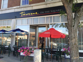 Taverne On The Square inside