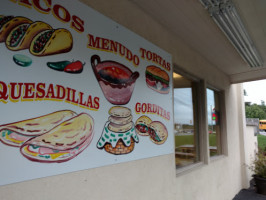 Taqueria Michoacan outside