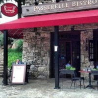 Passerelle Bistro outside