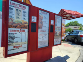 Popeyes Louisiana Kitchen outside