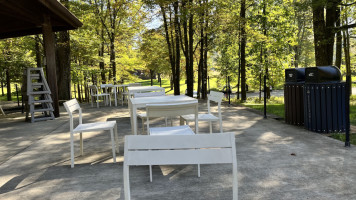 Storm King Outdoor Cafe inside