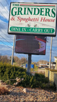 The Grinders Spaghetti House Bettendorf inside