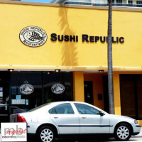 Sushi Republic outside