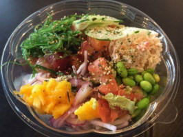 Johnny's Poki Bowl food