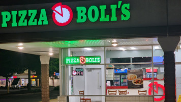 Pizza Boli's outside