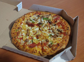 Domino's Pizza food