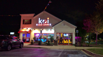 Koi Asian Cuisine outside