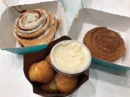 Cinnabon food