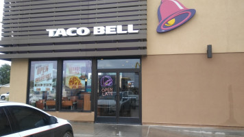 Taco Bell outside