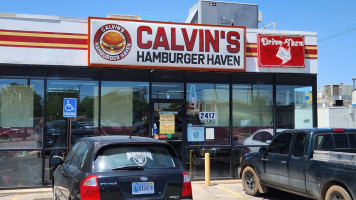 Calvin's Hamburger Haven outside