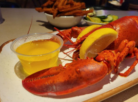 Mike's Clam Shack food