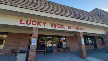 Lucky Wok Grill inside