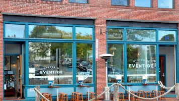 Eventide Oyster Co. food